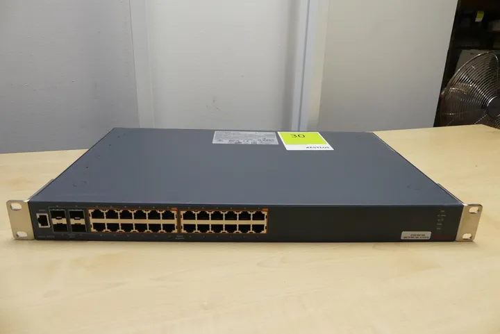 Avaya Netzwerk-Switch, PoE Modell: 3524GT-PWR+